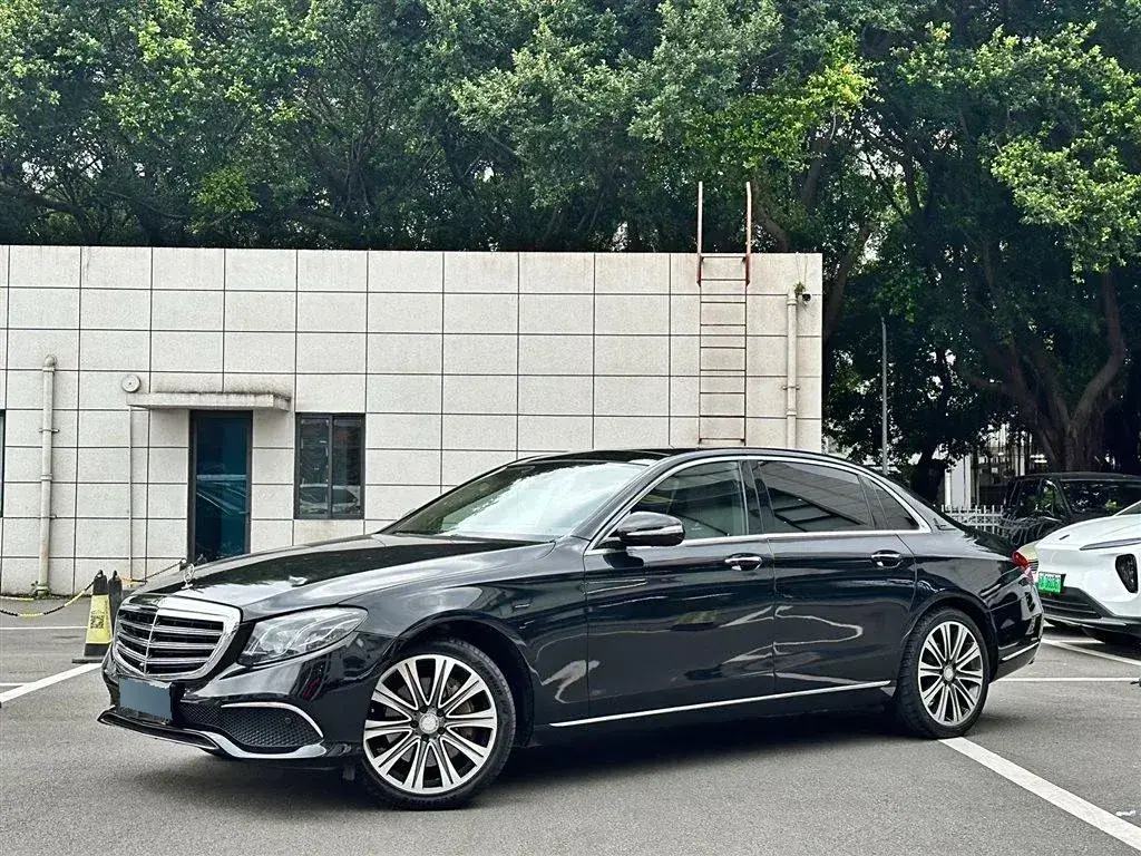 2017 Mercedes-Benz E Class 2.0T 245HP L4 9AT