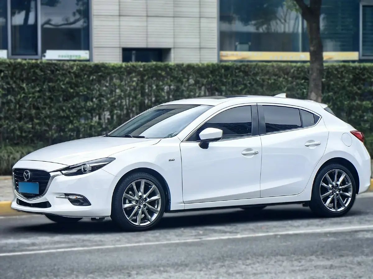 2019 Mazda 3 Axela 2.0L 158HP L4 6AT