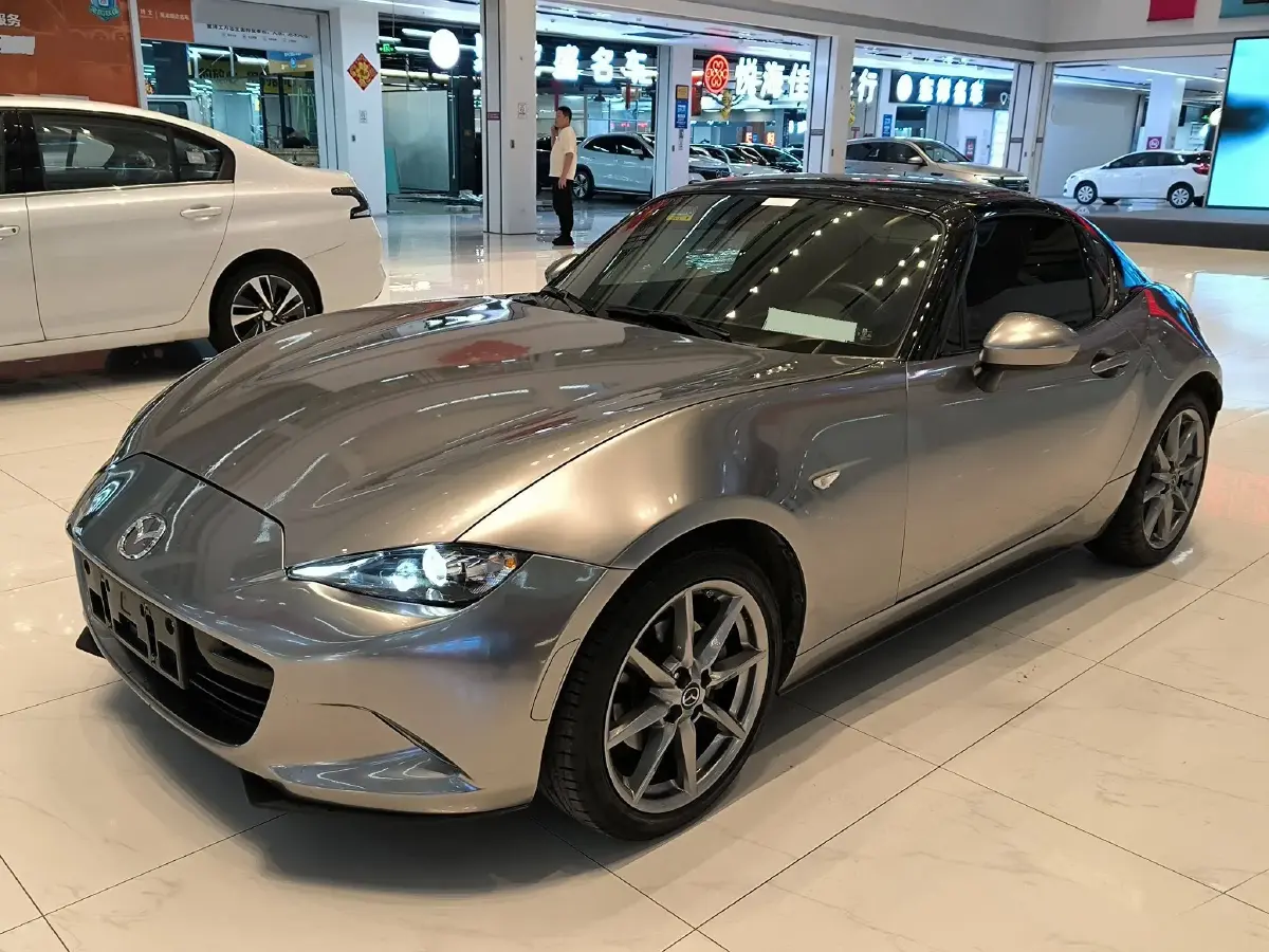 2018 Mazda MX-5 2.0L 158HP L4 6AT