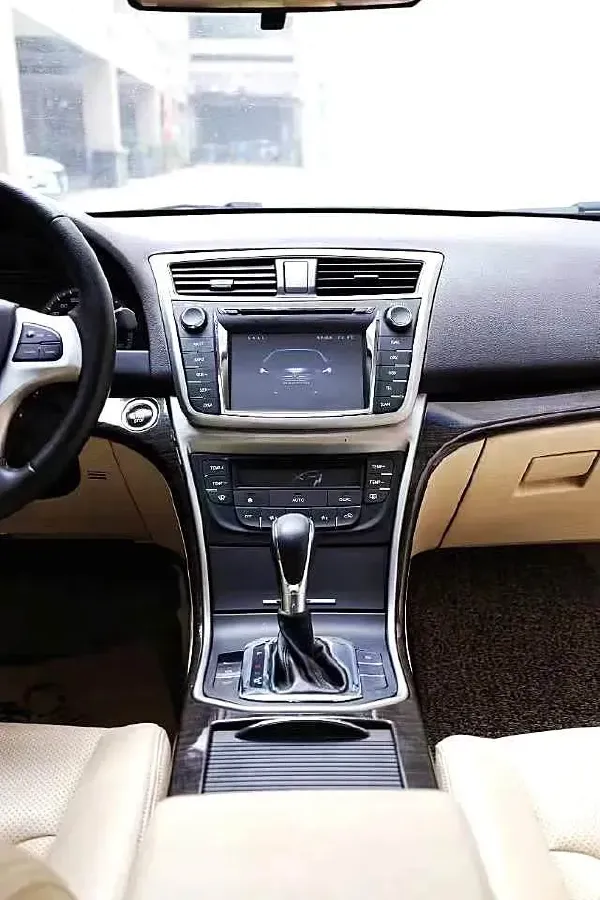 2013 ChangAn Raeton 1.8T 177HP L4 6AT,autocango,china used car exporter,china ev exporter,chinese used car exporter,chinese used ev exporter