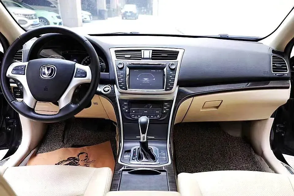 2013 ChangAn Raeton 1.8T 177HP L4 6AT,autocango,china used car exporter,china ev exporter,chinese used car exporter,chinese used ev exporter