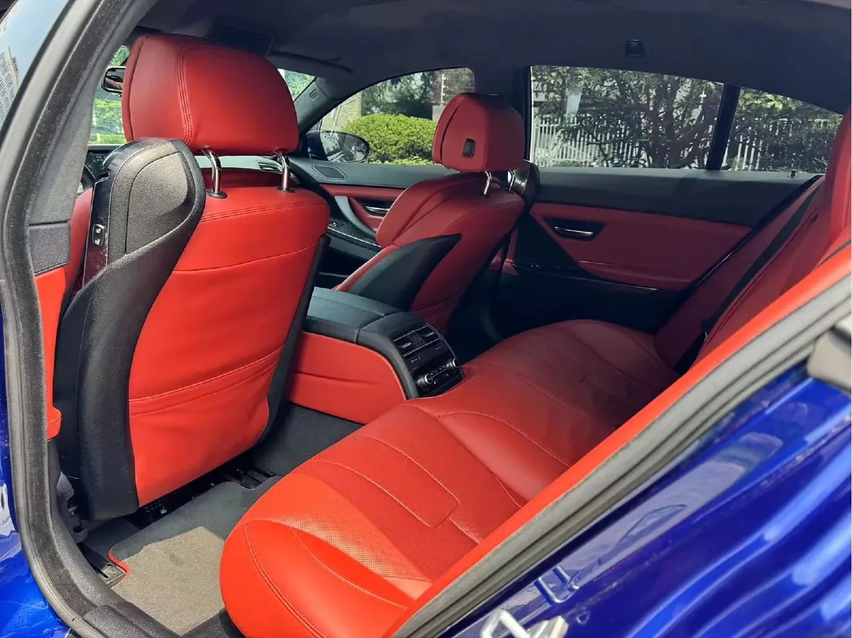 2013 BMW M6 4.4T 560HP V8 7DCT,autocango,china used car exporter,china ev exporter,chinese used car exporter,chinese used ev exporter