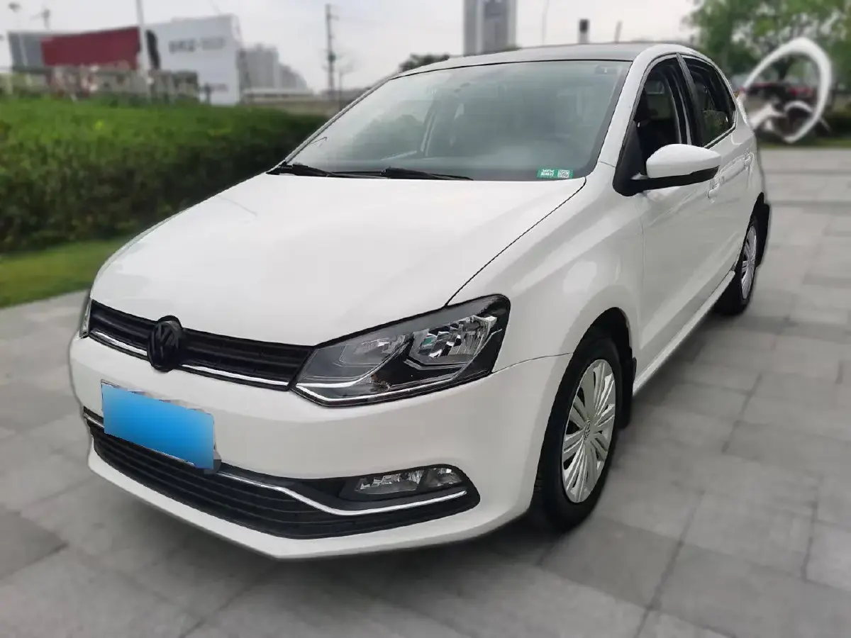 2018 Volkswagen Polo 1.5L 110HP L4 6AT