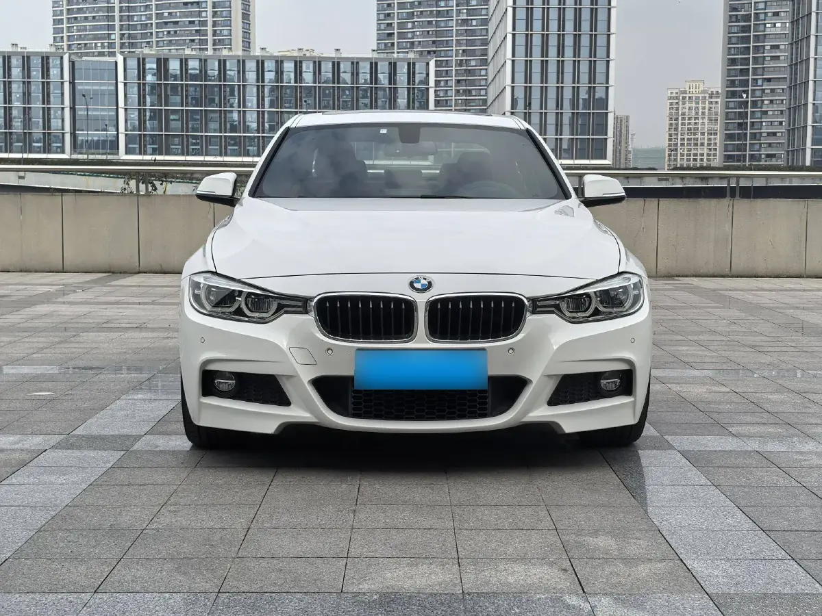 2019 BMW 3 Series 2.0T 184HP L4 8AT