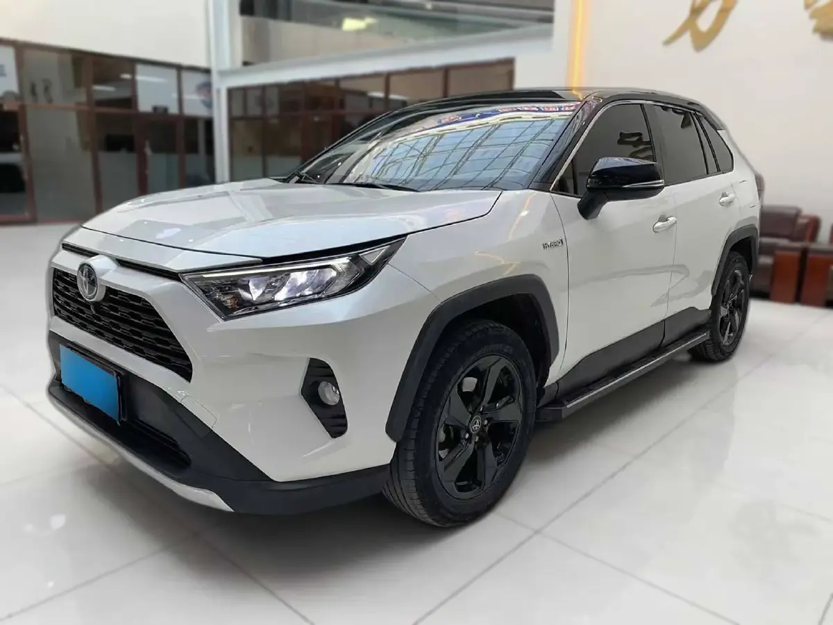 2020 Toyota RAV4 2.5L 178HP L4 E-CVT Hybrid