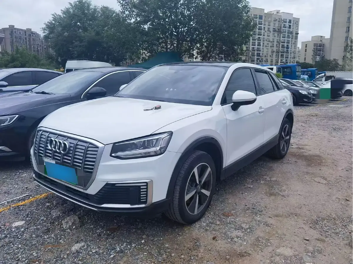 2019 Audi Q2L e-tron BEV 39.7KWH