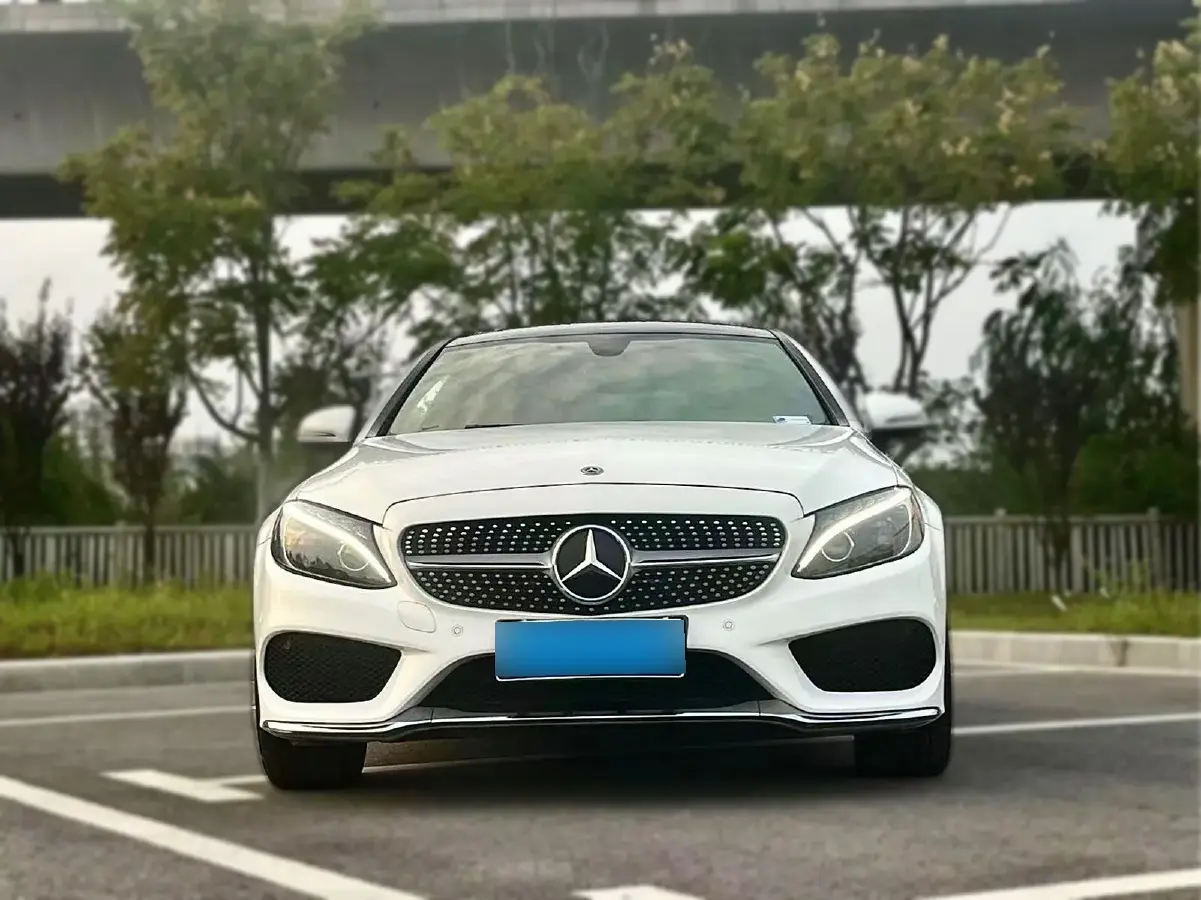 2018 Mercedes-Benz C Class 2.0T 184HP L4 9AT