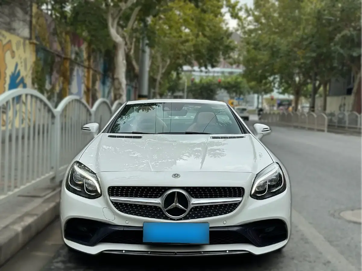 2016 Mercedes-Benz SLC Class 2.0T 245HP L4 9AT