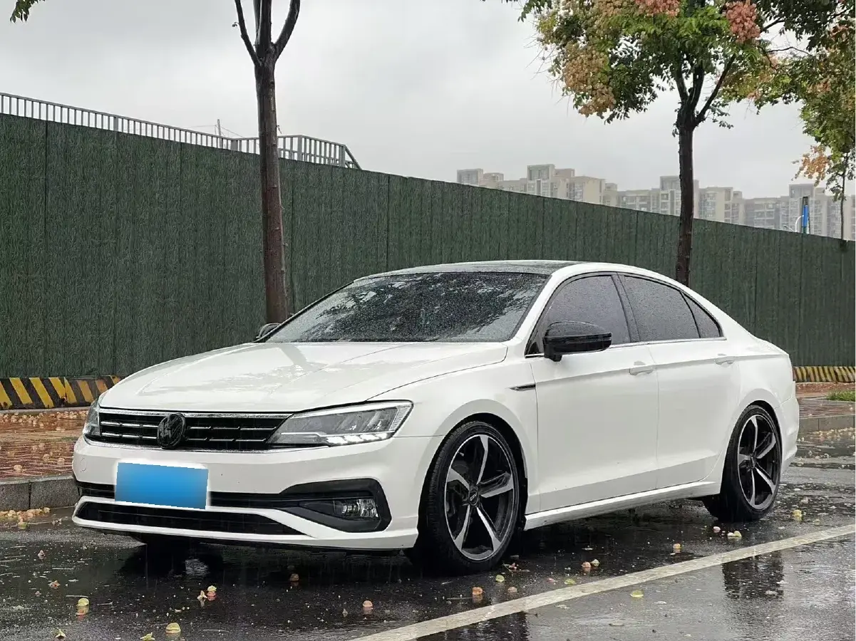 2019 Volkswagen Lamando 1.4T 131HP L4 7DCT