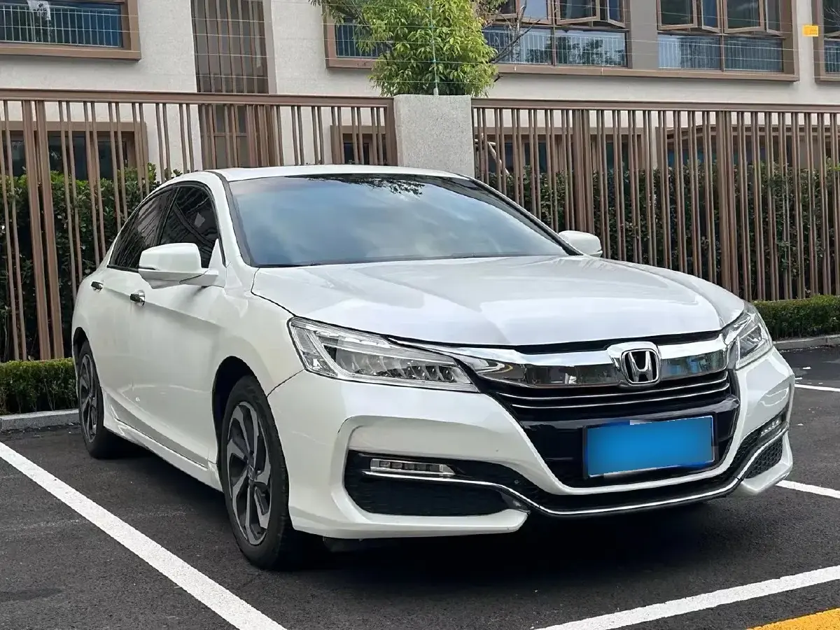 2016 Honda Accord 2.4L 186HP L4 CVT