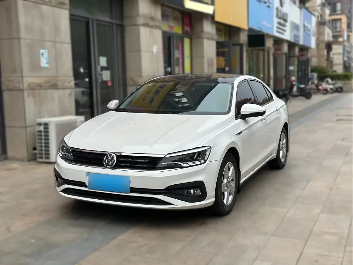 2021 Volkswagen Lamando 1.4T 131HP L4 7DCT