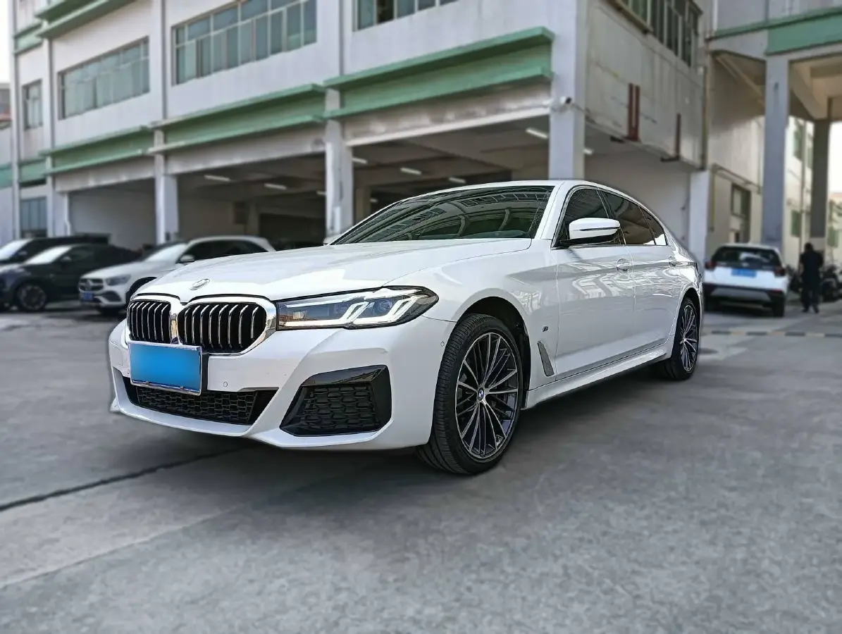2021 BMW 5 Series 2.0T 252HP L4 8AT