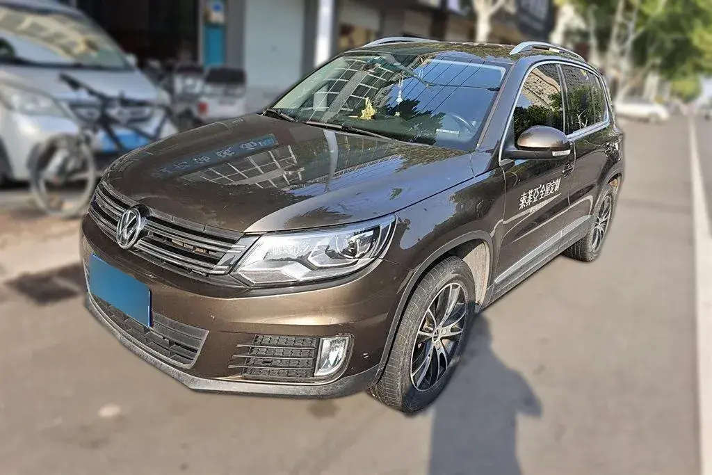 2015 Volkswagen Tiguan 1.8T 160HP L4 6AT
