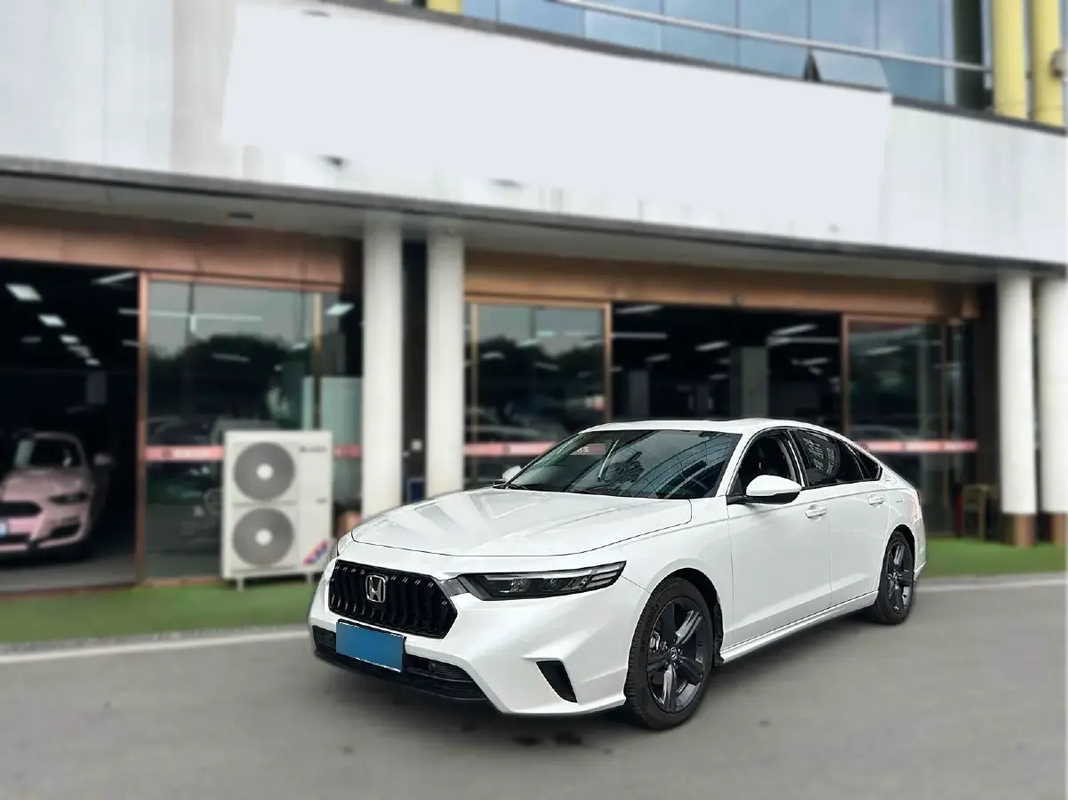 2023 Honda Inspire 1.5T 192HP L4 CVT