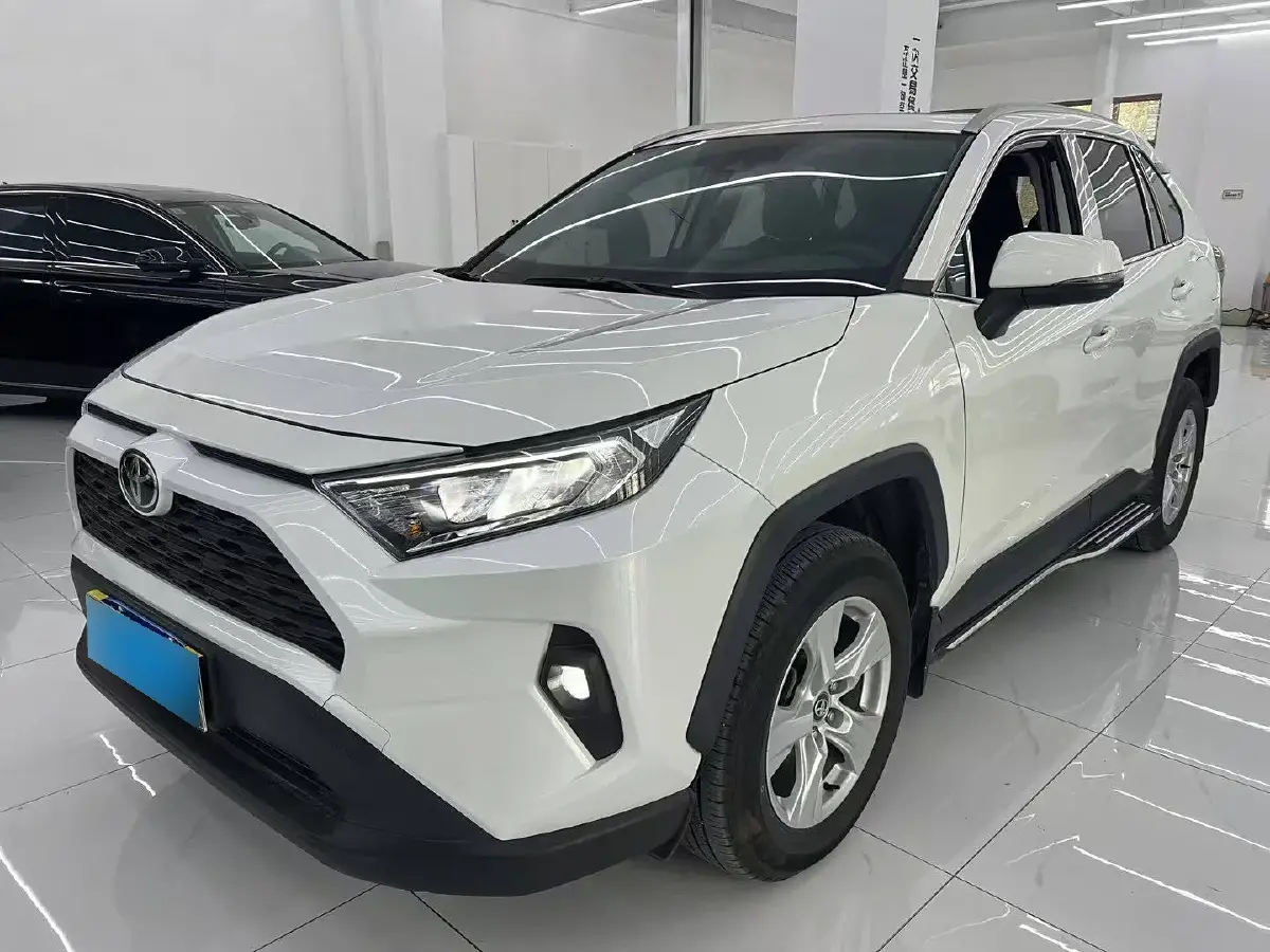 2023 Toyota RAV4 2.0L 171HP L4 CVT