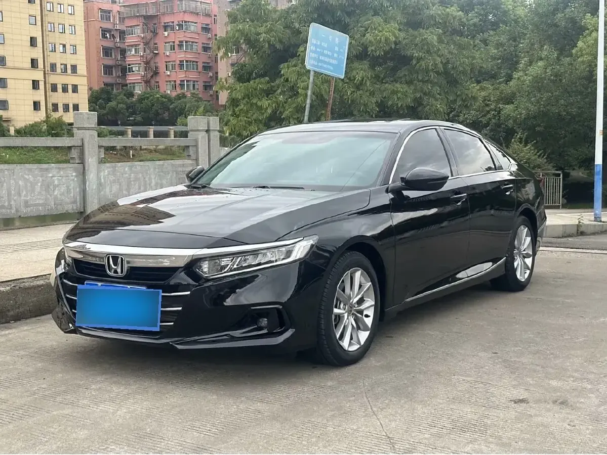 2022 Honda Accord 1.5T 194HP L4 CVT