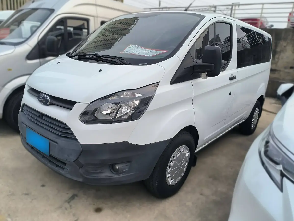 2019 Ford Transit 2.0T 121HP L4 5MT