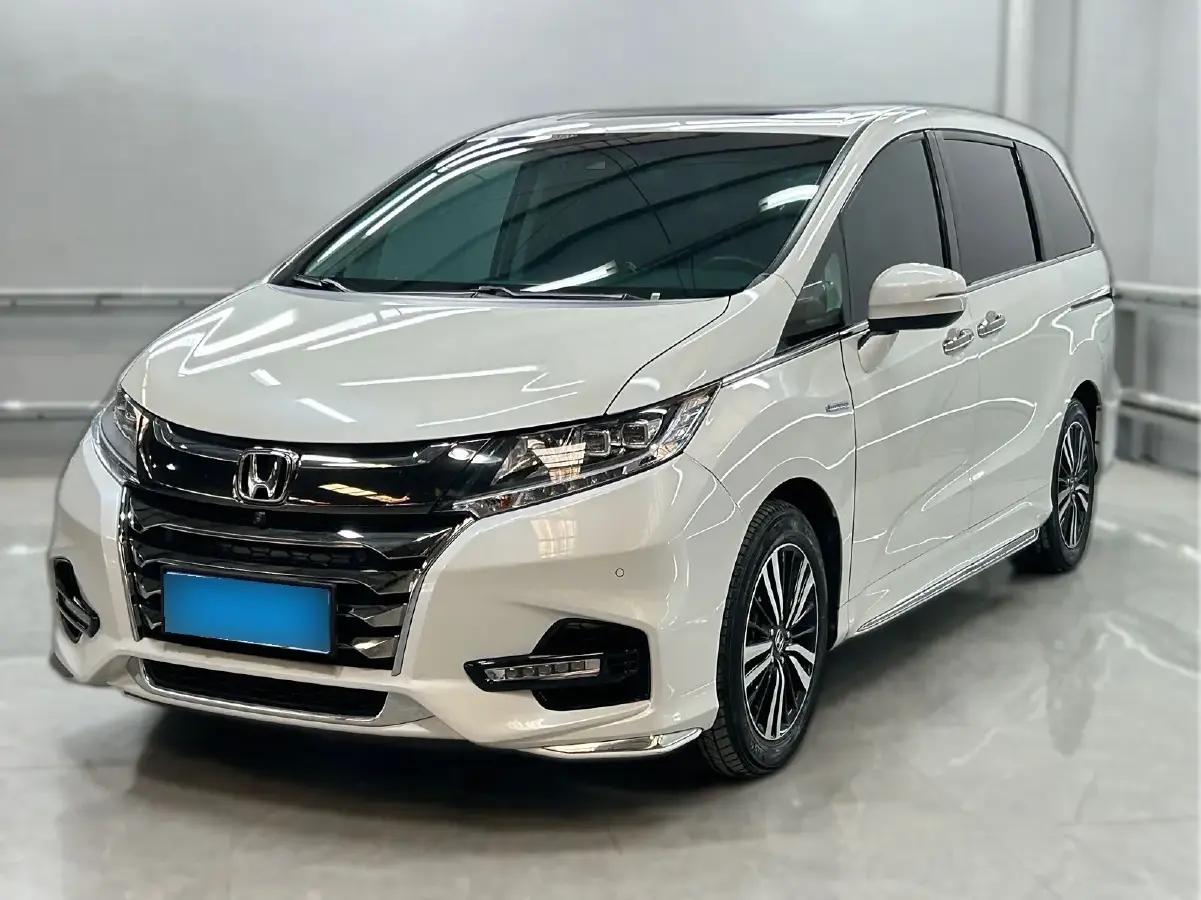 2019 Honda Odyssey 2.0L 146HP L4 E-CVT Hybrid