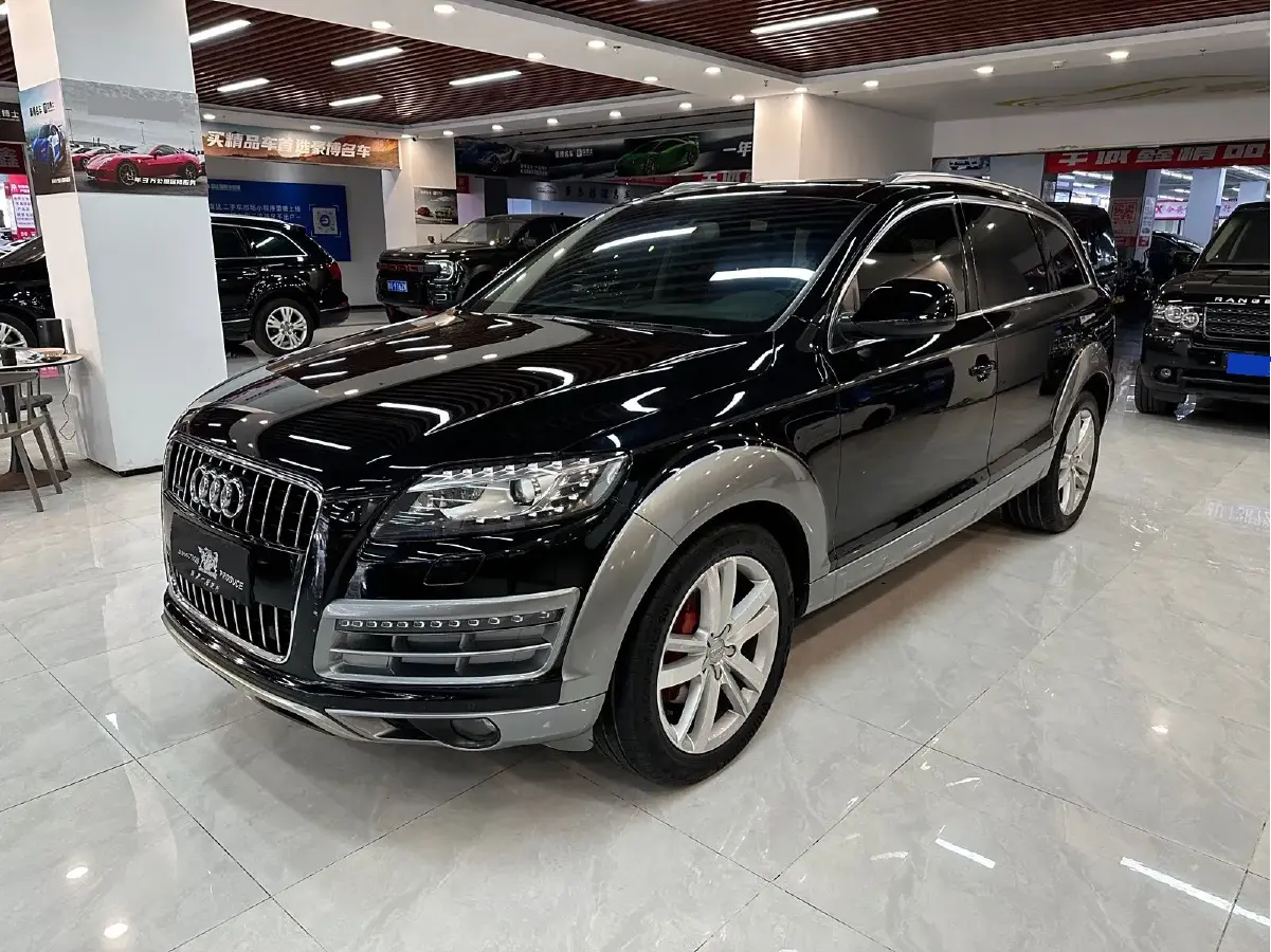 2010 Audi Q7 3.6L 280HP V6 6AT