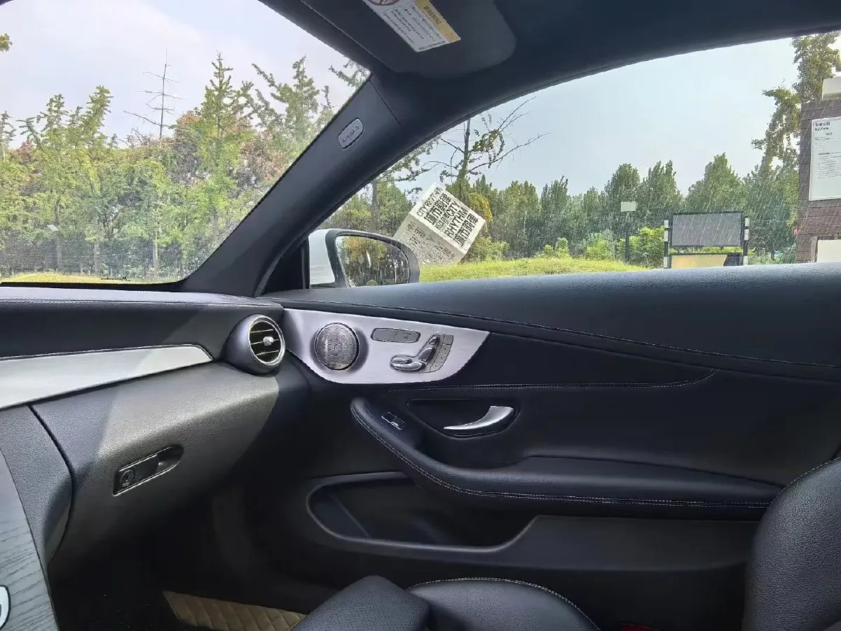 2021 Mercedes-Benz C Class 1.5T 184HP L4 9AT,autocango,china used car exporter,china ev exporter,chinese used car exporter,chinese used ev exporter