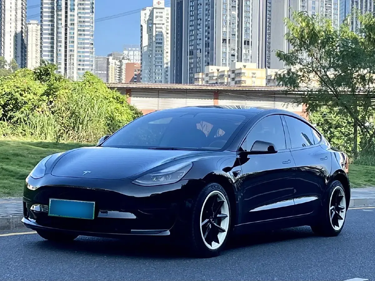 2022 Tesla Model 3 BEV 60KWH
