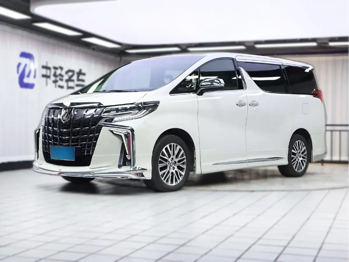 2015 Toyota Alphard 3.5L 275HP V6 6AT