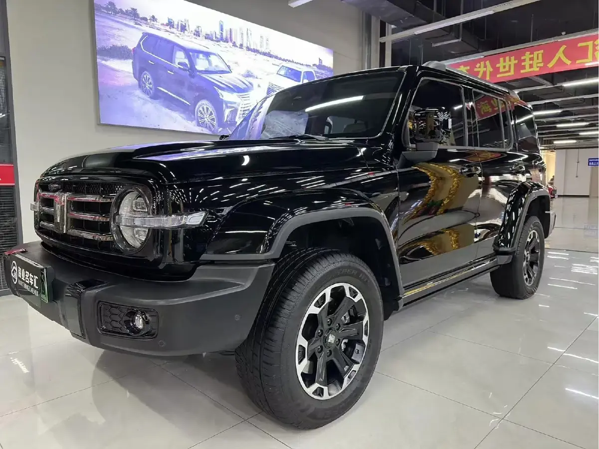 2024 Tank 300 2.0T 252HP L4 9AT PHEV 37.1KWH