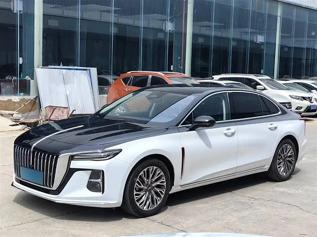 2023 HongQi H5 2.0T 224HP L4 8AT