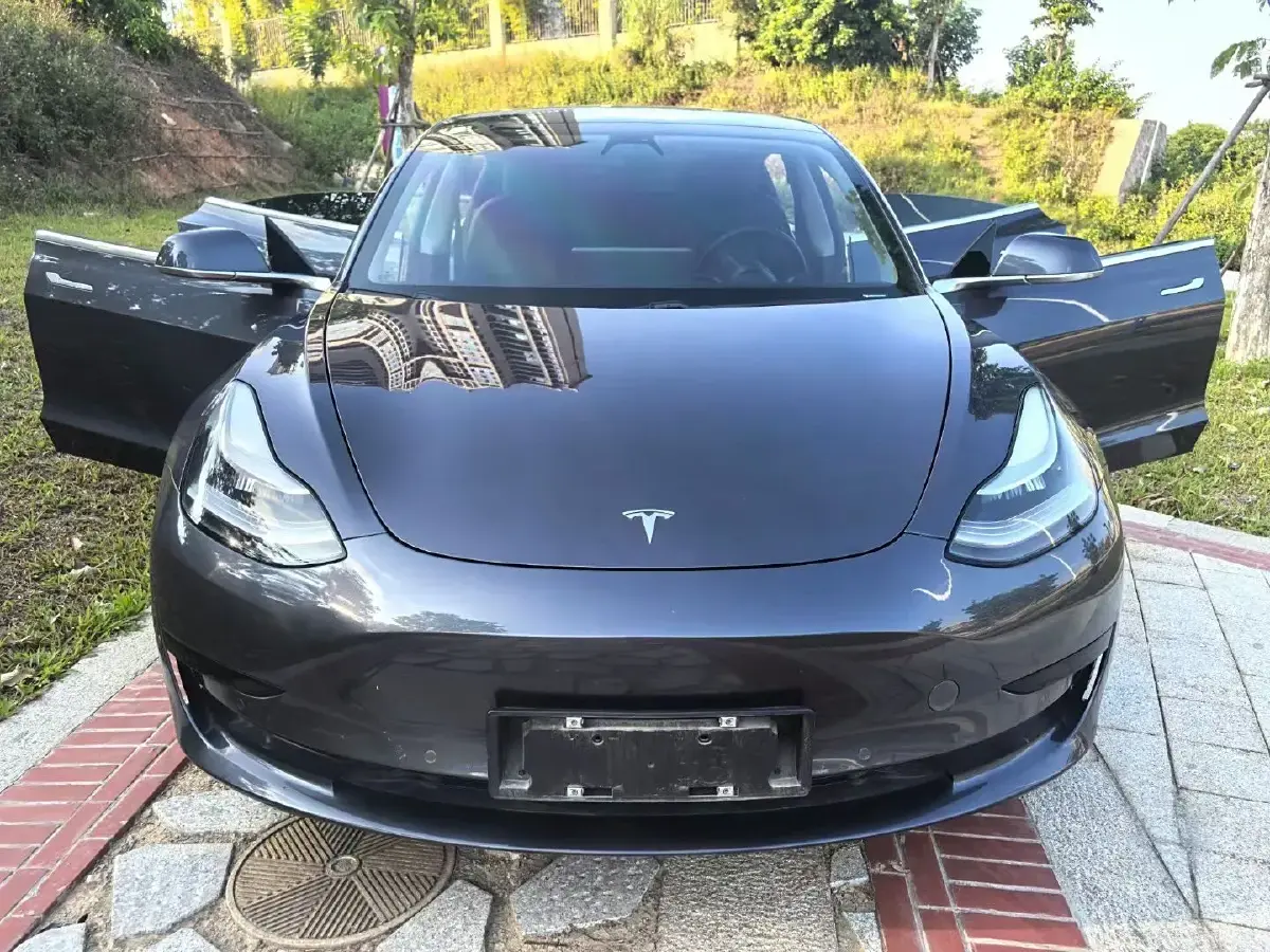 2021 Tesla Model 3 BEV 55KWH