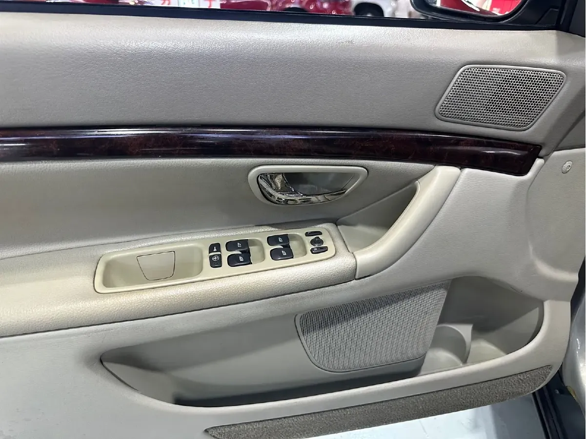 2004 Volvo S80 2.9L 267HP L6 4AT,autocango,china used car exporter,china ev exporter,chinese used car exporter,chinese used ev exporter