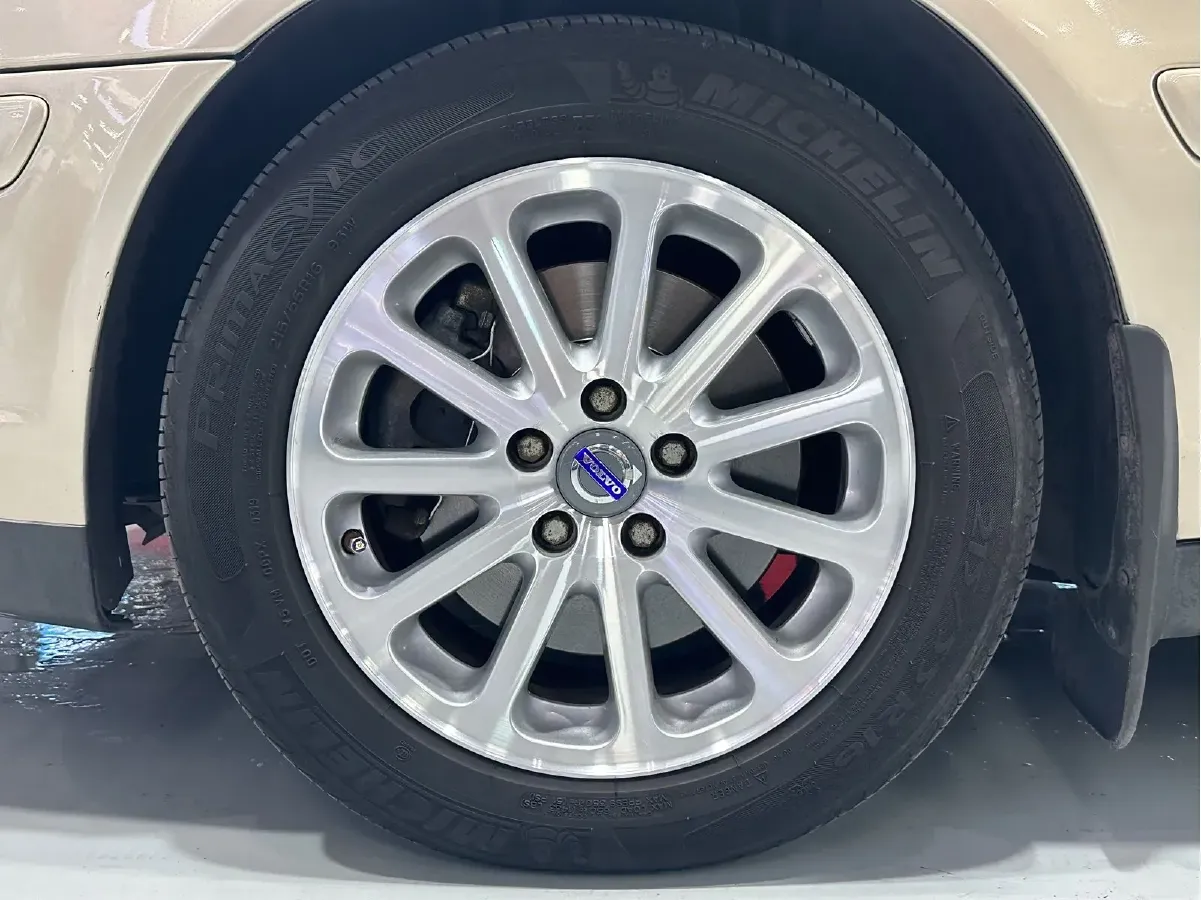 2004 Volvo S80 2.9L 267HP L6 4AT,autocango,china used car exporter,china ev exporter,chinese used car exporter,chinese used ev exporter