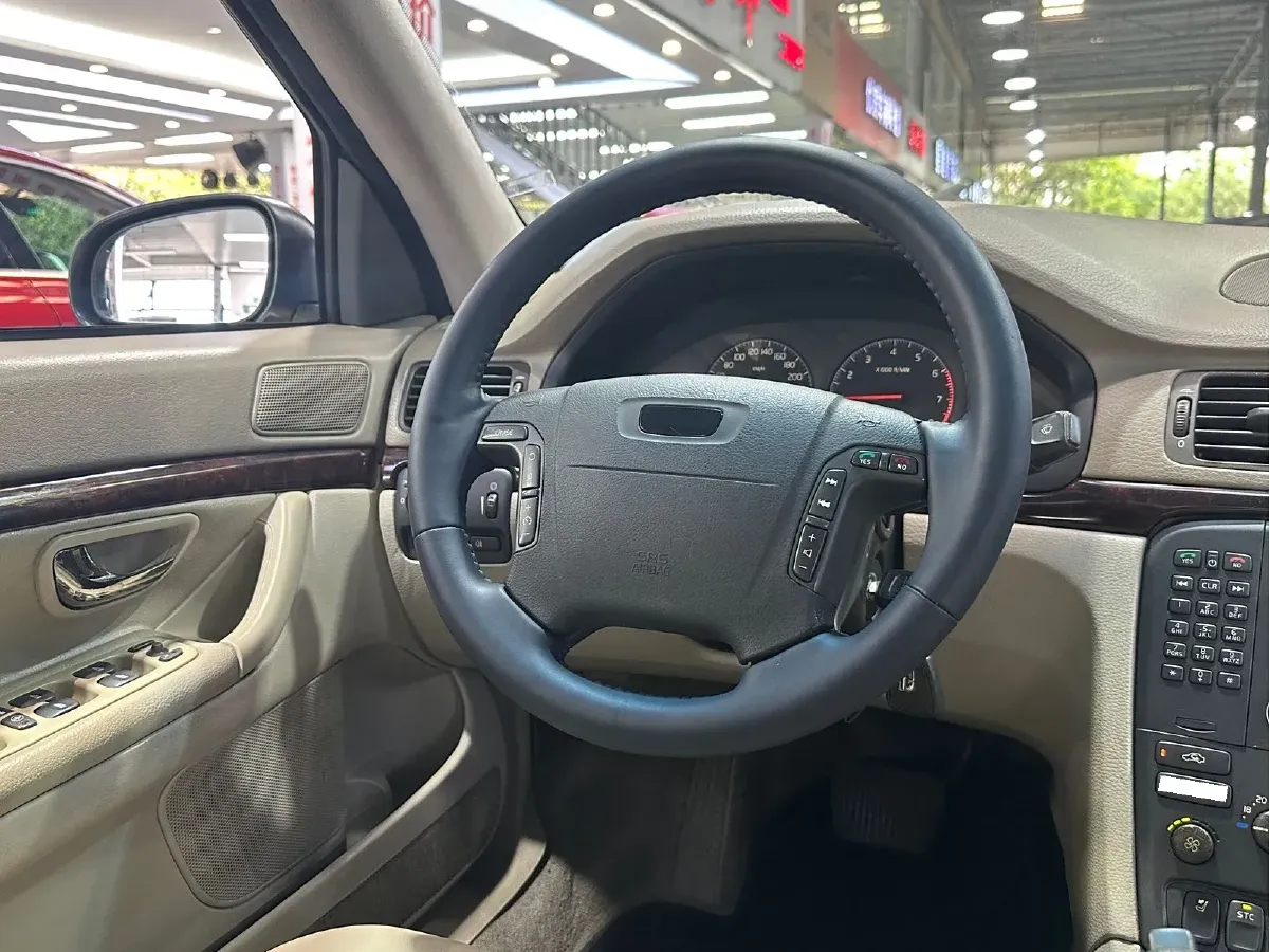 2004 Volvo S80 2.9L 267HP L6 4AT,autocango,china used car exporter,china ev exporter,chinese used car exporter,chinese used ev exporter