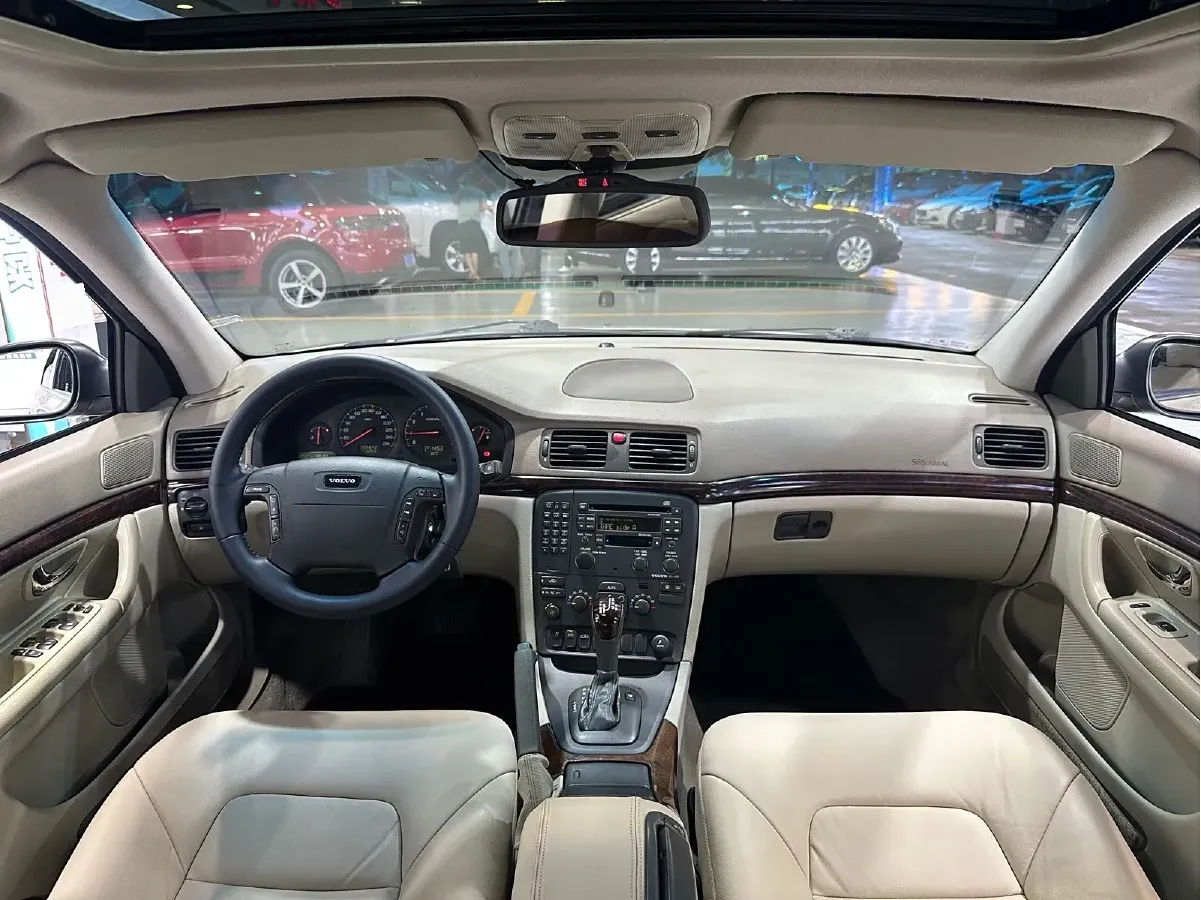 2004 Volvo S80 2.9L 267HP L6 4AT,autocango,china used car exporter,china ev exporter,chinese used car exporter,chinese used ev exporter