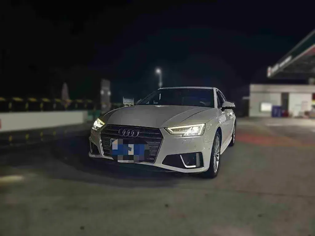 2019 Audi A4L 2.0T 190HP L4 7DCT