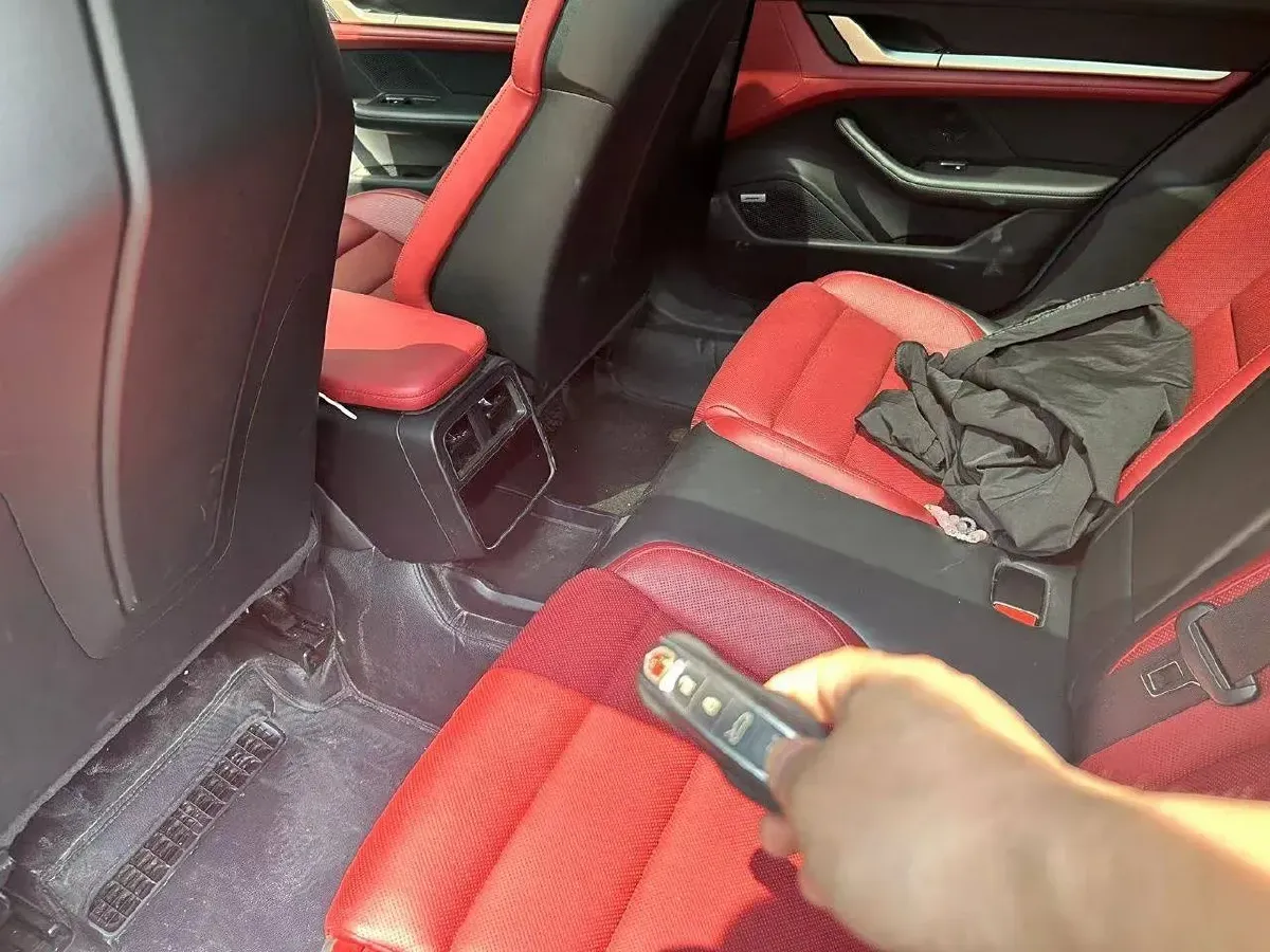 2022 Porsche Taycan 2AT BEV 79.2KWH,autocango,china used car exporter,china ev exporter,chinese used car exporter,chinese used ev exporter