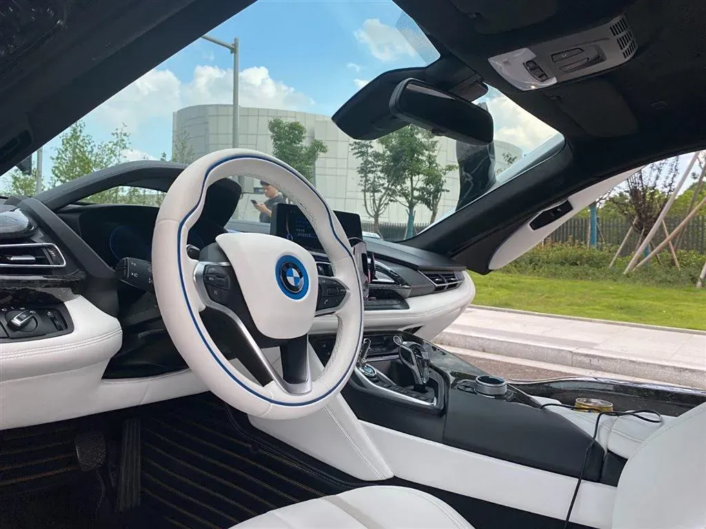 2014 BMW i8 1.5T 231HP L3 6AT PHEV 7.1KWH,autocango,china used car exporter,china ev exporter,chinese used car exporter,chinese used ev exporter