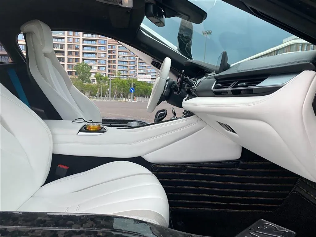 2014 BMW i8 1.5T 231HP L3 6AT PHEV 7.1KWH,autocango,china used car exporter,china ev exporter,chinese used car exporter,chinese used ev exporter