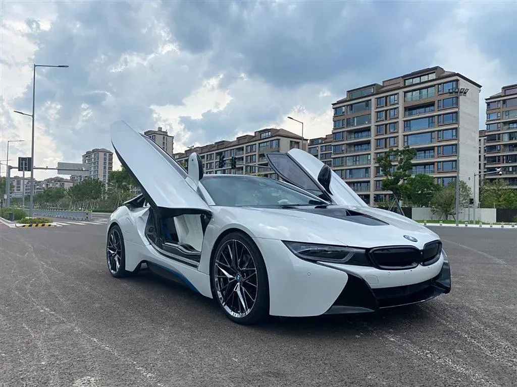 2014 BMW i8 1.5T 231HP L3 6AT PHEV 7.1KWH,autocango,china used car exporter,china ev exporter,chinese used car exporter,chinese used ev exporter