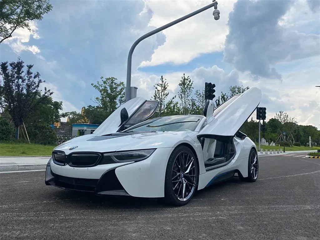 2014 BMW i8 1.5T 231HP L3 6AT PHEV 7.1KWH,autocango,china used car exporter,china ev exporter,chinese used car exporter,chinese used ev exporter