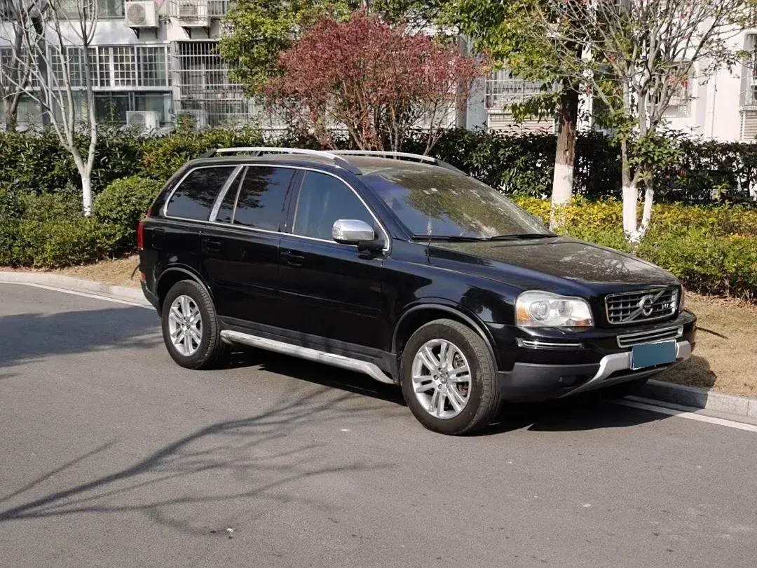 2010 Volvo XC90 4.4L 315HP V8 6AT