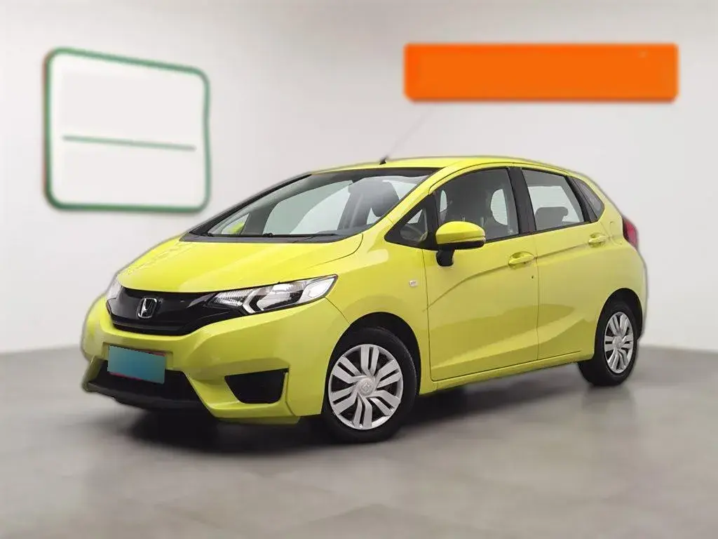 2014 Honda Fit 1.5L 131HP L4 CVT