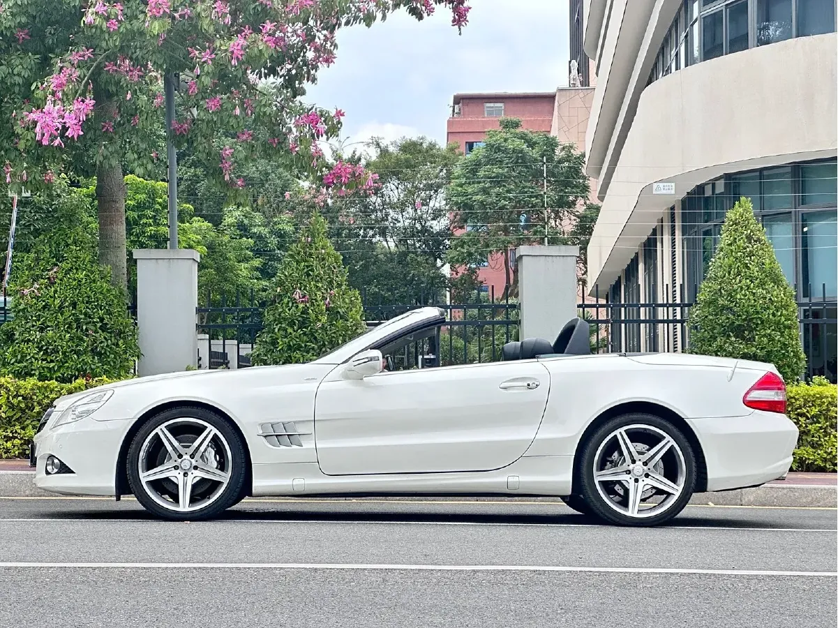 2011 Mercedes-Benz SL Class 3.0L 231HP V6 7AT,autocango,china used car exporter,china ev exporter,chinese used car exporter,chinese used ev exporter