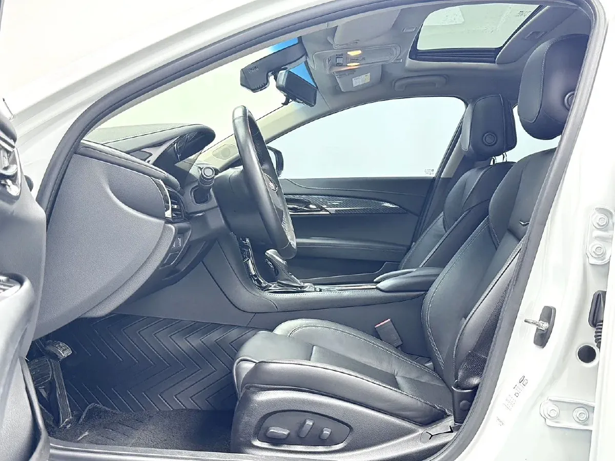 2017 Cadillac ATS-L 2.0T 279HP L4 8AT,autocango,china used car exporter,china ev exporter,chinese used car exporter,chinese used ev exporter