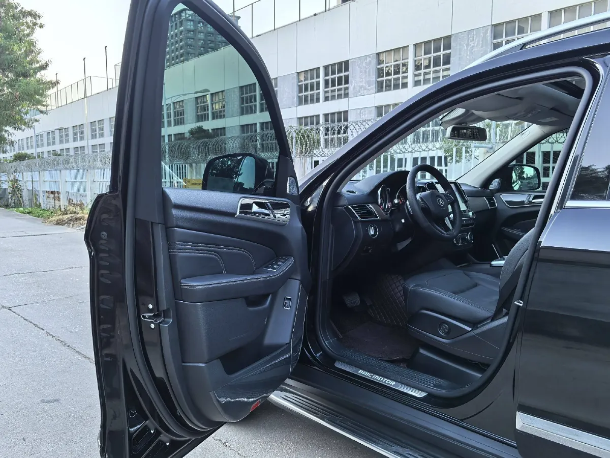 2021 BeiJing BJ90 4.0T 422HP V8 9AT,autocango,china used car exporter,china ev exporter,chinese used car exporter,chinese used ev exporter