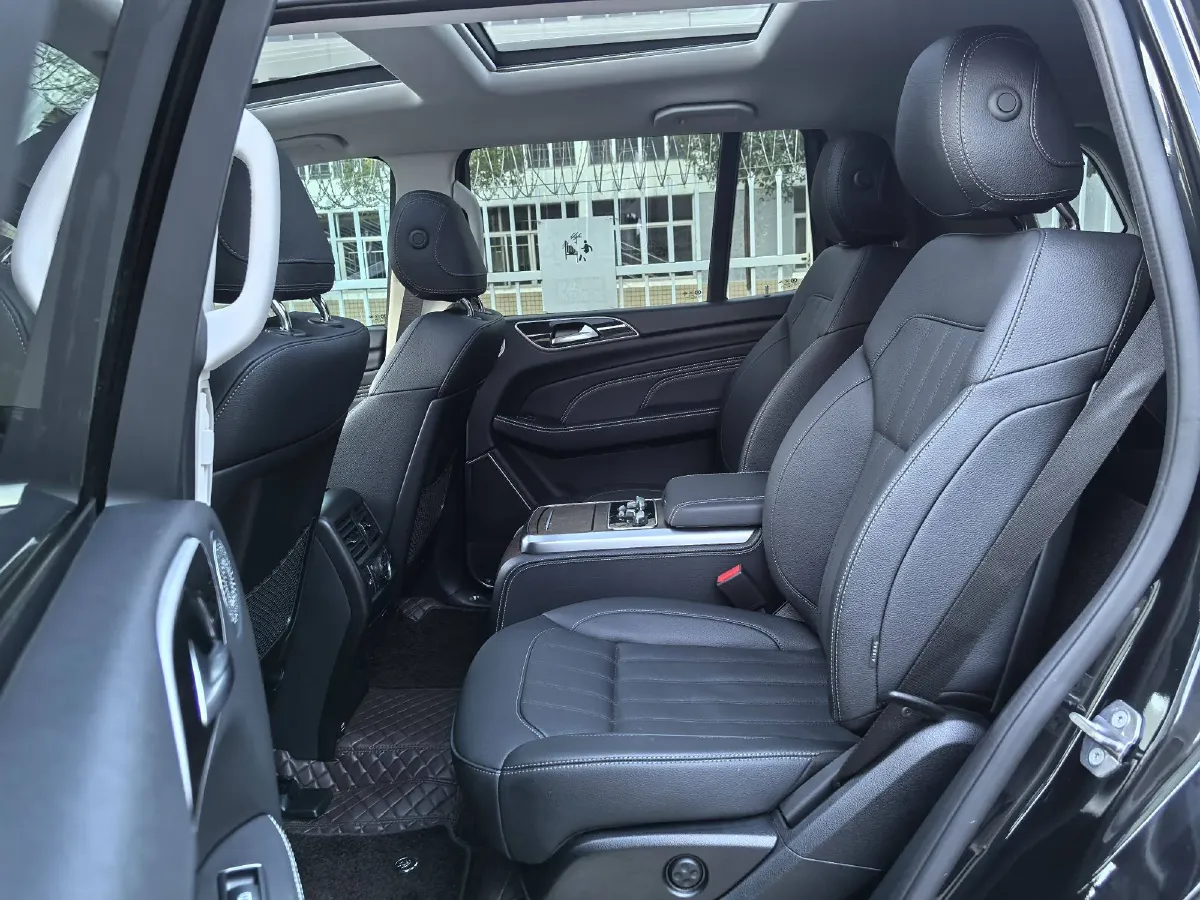 2021 BeiJing BJ90 4.0T 422HP V8 9AT,autocango,china used car exporter,china ev exporter,chinese used car exporter,chinese used ev exporter