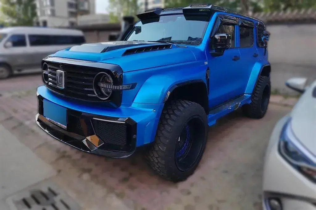 2023 Tank 300 2.0T 227HP L4 8AT