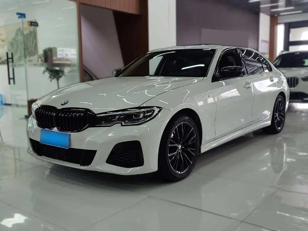 2021 BMW 3 Series 2.0T 184HP L4 8AT