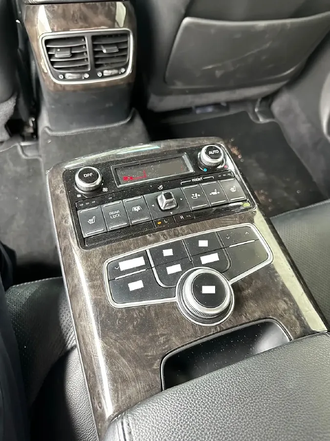 2015 Kia K9 3.8L 335HP V6 8AT,autocango,china used car exporter,china ev exporter,chinese used car exporter,chinese used ev exporter