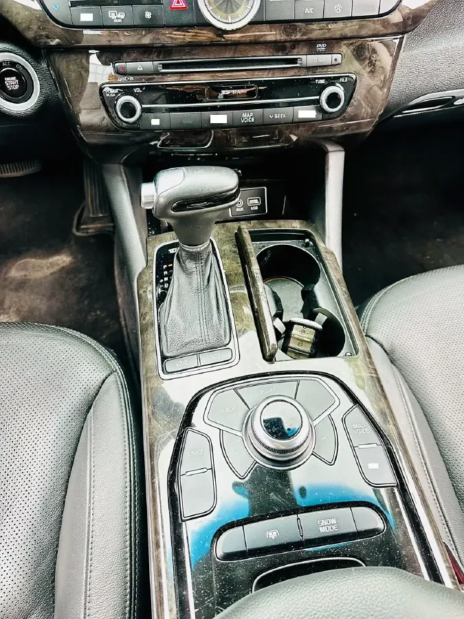 2015 Kia K9 3.8L 335HP V6 8AT,autocango,china used car exporter,china ev exporter,chinese used car exporter,chinese used ev exporter