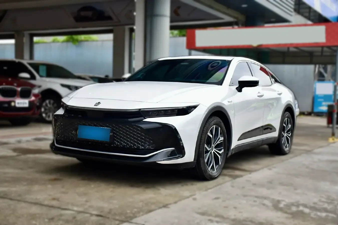 2023 Toyota CrownSportCross 2.5L 185HP L4 E-CVT Hybrid